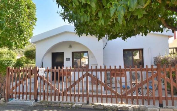 Bay Cottage Beautiful Cosy Luxury Cottage - Beach Area Pissouri Exterior photo